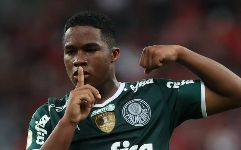Real Madrid và chính sách chiêu mộ tài năng trẻ Công thức thành công hiếm có