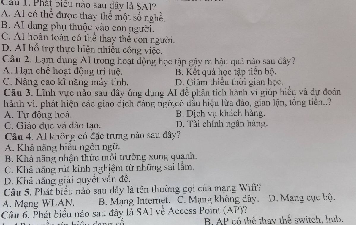Đề bài trắc nghiệm về AI và mạng máy tính gồm các câu hỏi về đặc trưng của AI, ứng dụng trong tài chính ngân hàng, mạng Wifi và Access Point